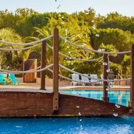 Chalets Met Buitenkeuken Op Camping Lei Suves - Joycasa Roquebrune-sur Argens Esterno foto