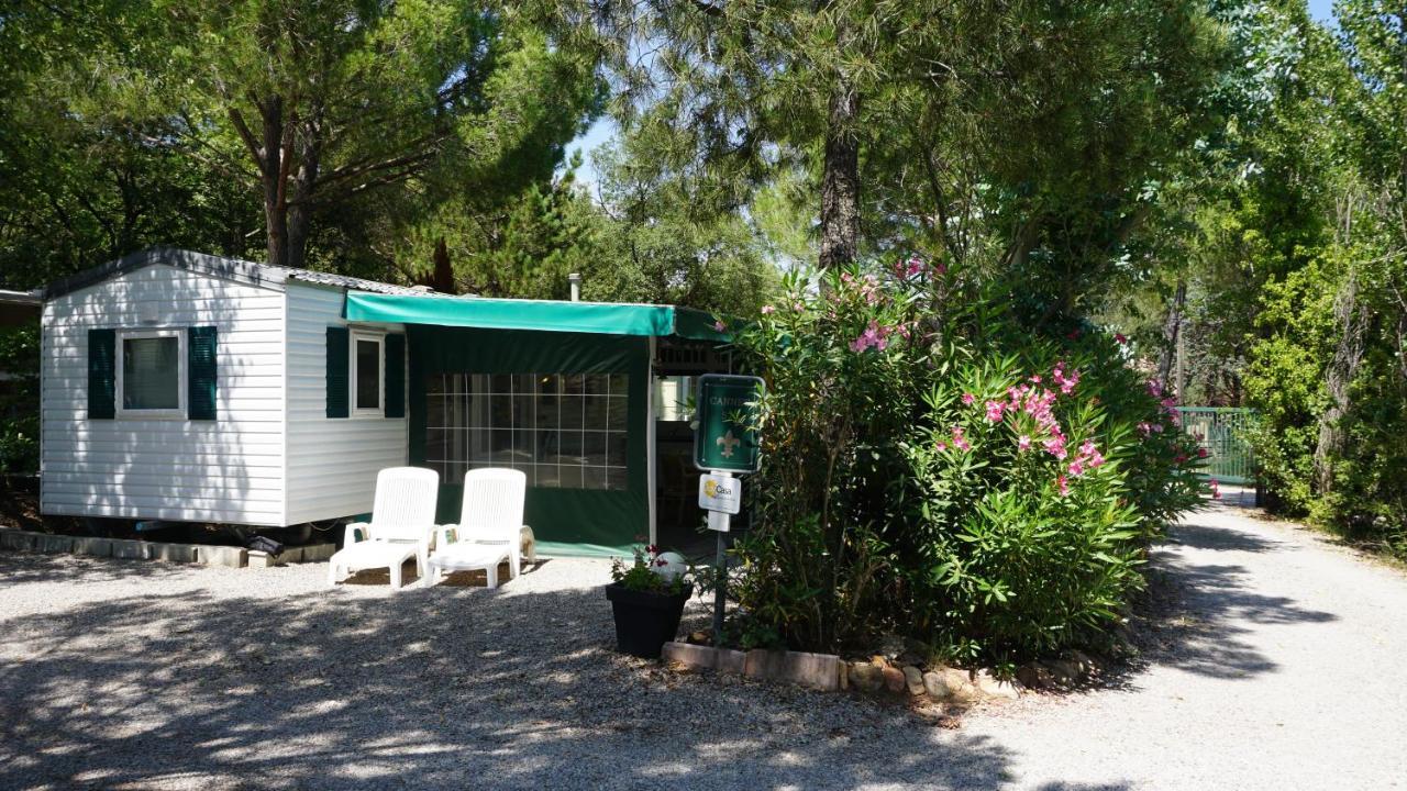 Chalets Met Buitenkeuken Op Camping Lei Suves - Joycasa Roquebrune-sur Argens Esterno foto