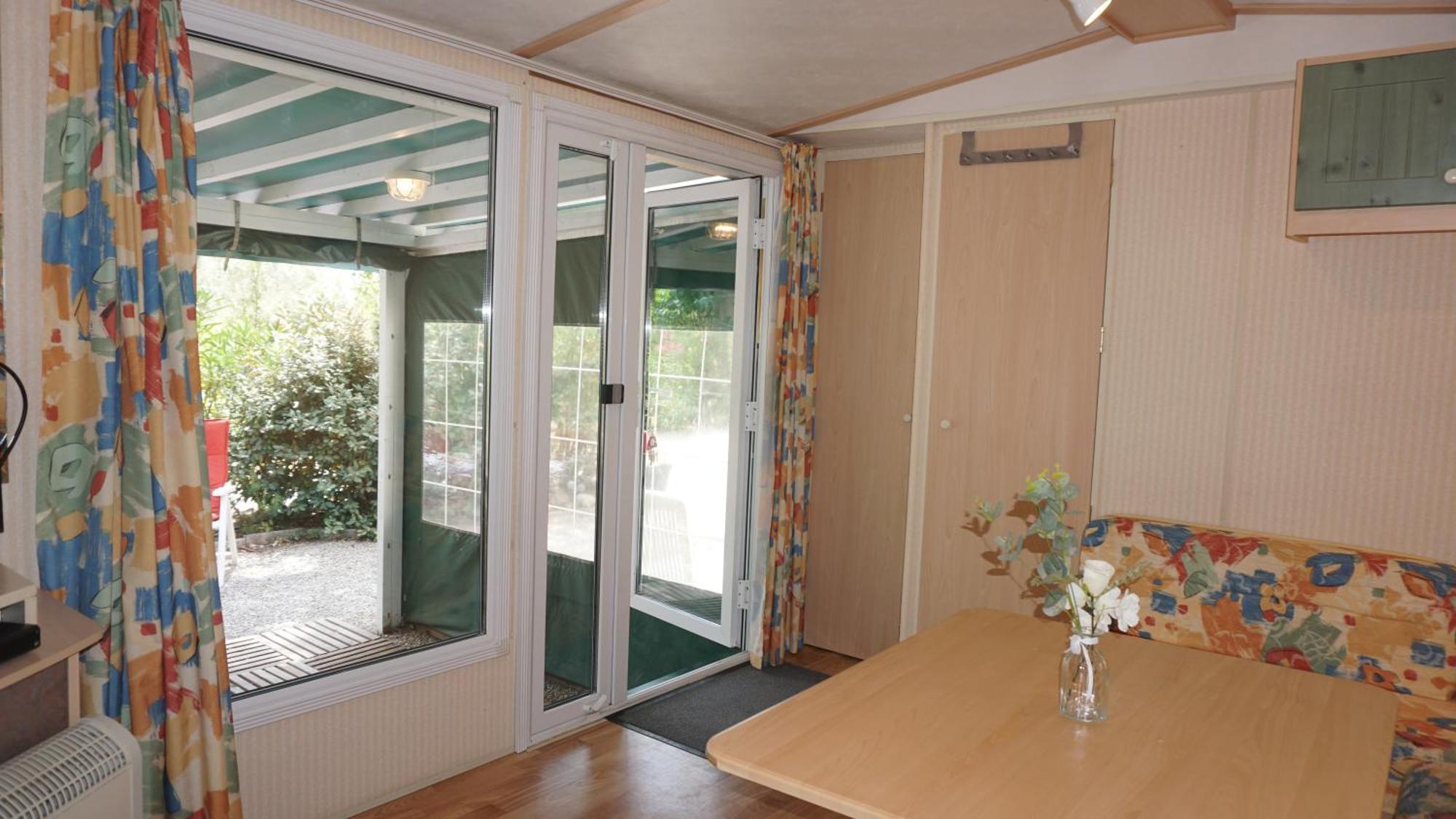 Chalets Met Buitenkeuken Op Camping Lei Suves - Joycasa Roquebrune-sur Argens Camera foto